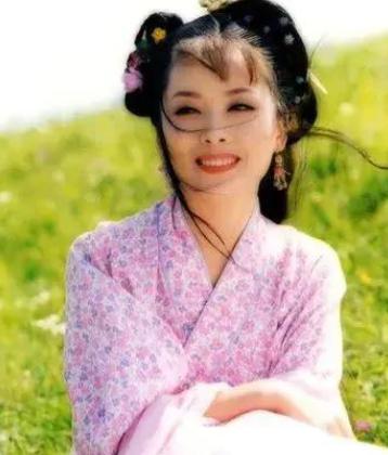 原来这两口子是夫妻，因戏生情恩爱19年，18岁女儿只挑优点长  -图7