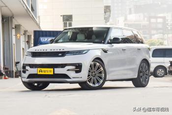 新车｜新款揽胜运动版次顶配到店 售价117.8万元 选它还是Cayenne？  -图1