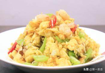 厨师长做虾仁炒鸡蛋，只用食盐调味，香嫩可口，吃起来真的鲜  -图9